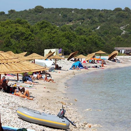 Apartments With A Parking Space Sali, Dugi Otok - 8181 Zewnętrze zdjęcie