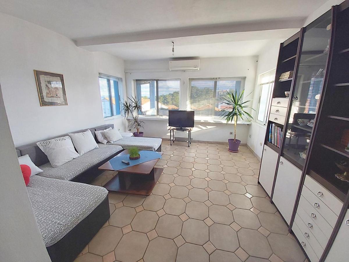 Apartments With A Parking Space Sali, Dugi Otok - 8181 Pokój zdjęcie